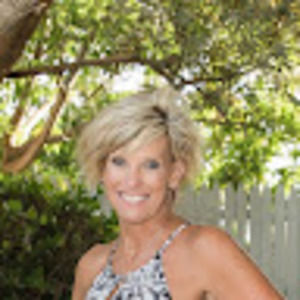 Meet your Posher, Debra